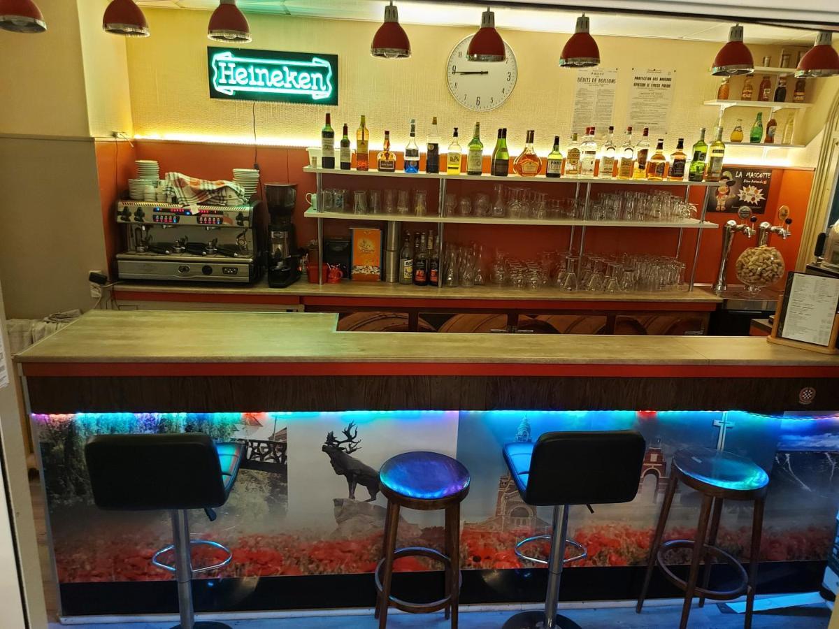 Hotel De La Paix Albert Ngoại thất bức ảnh