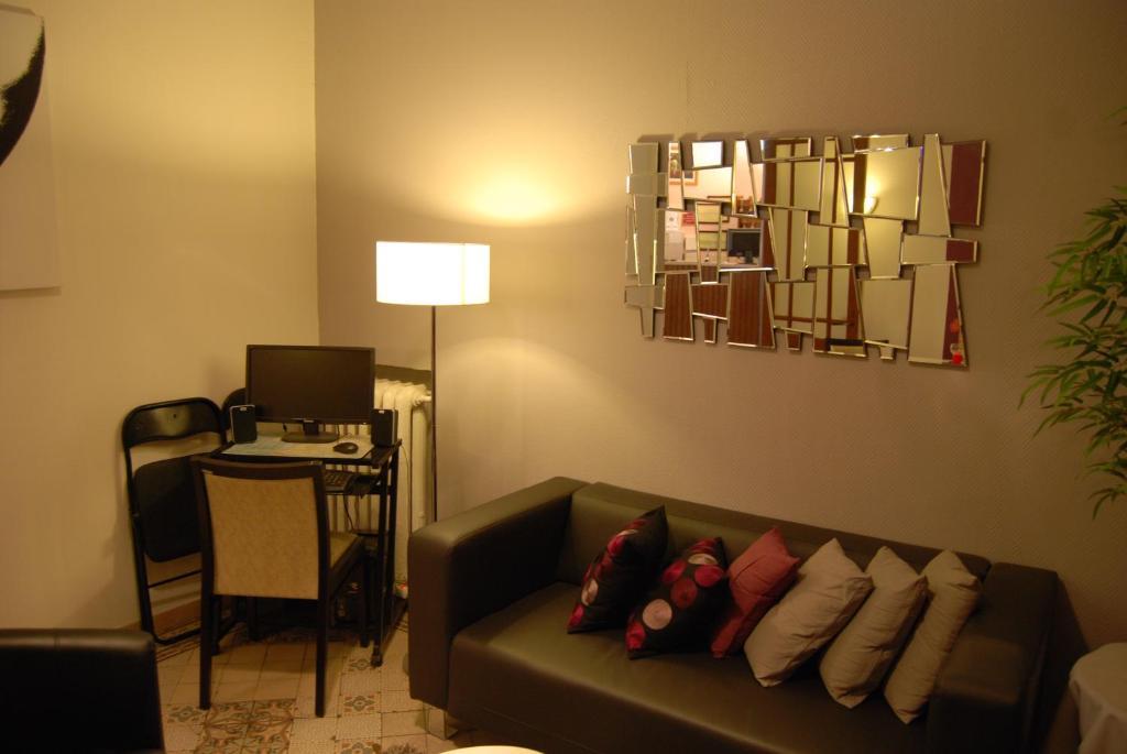 Hotel De La Paix Albert Ngoại thất bức ảnh